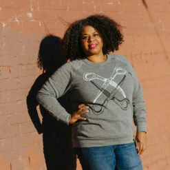 Basic Scissoring Sweatshirt -Cheap Band Tees Vinyl Store scissoringsweatshirt 0003 model2 pic1